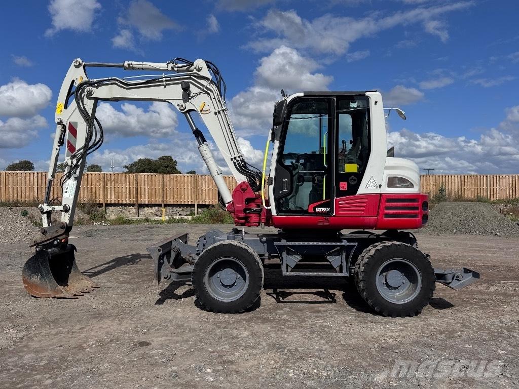 Takeuchi TB 295 W ホイール式油圧ショベル（パワーショベル・ユンボ・バックホー）