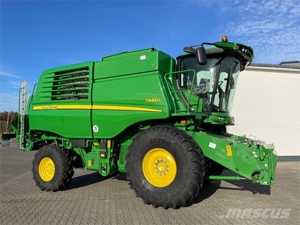 John Deere T660 i コンバイン