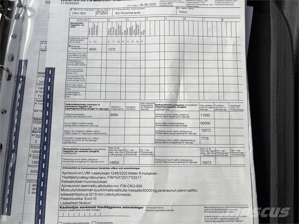Volvo FM370 6x2 クレーントラック、ユニック車