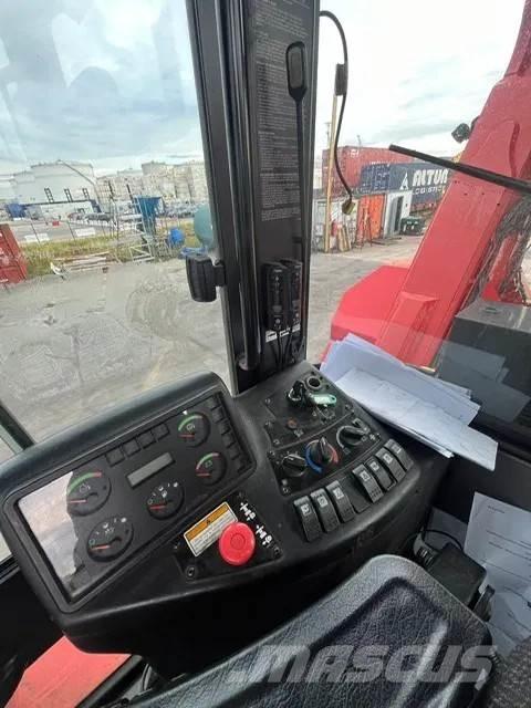 Hyster RS46-36CH リーチスタッカー