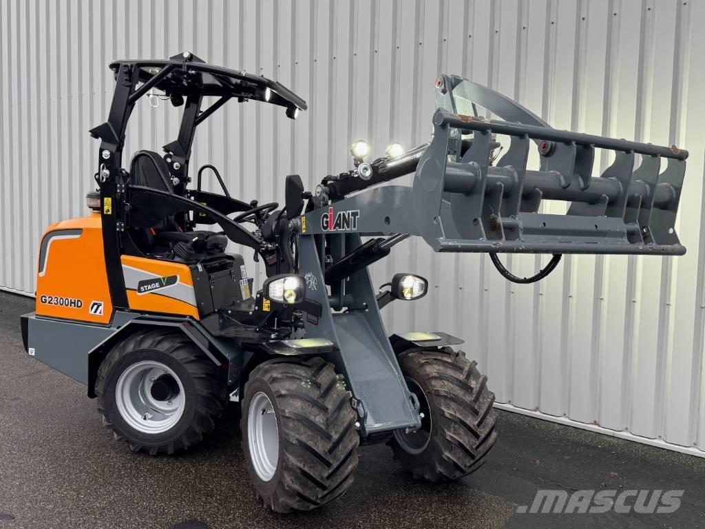 GiANT G 2300 HD ホイールローダー・タイヤショベル