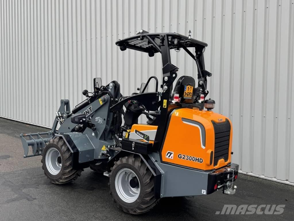 GiANT G 2300 HD ホイールローダー・タイヤショベル