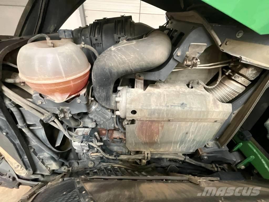 Fendt 828 Vario TMS トラクター