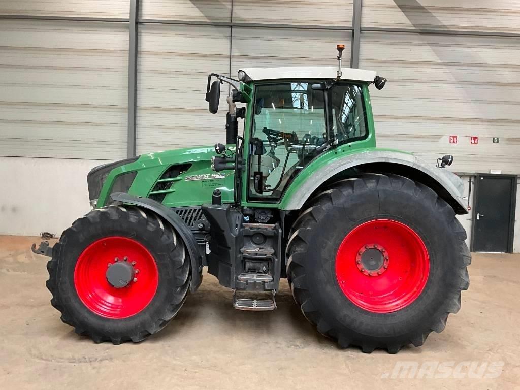 Fendt 828 Vario TMS トラクター