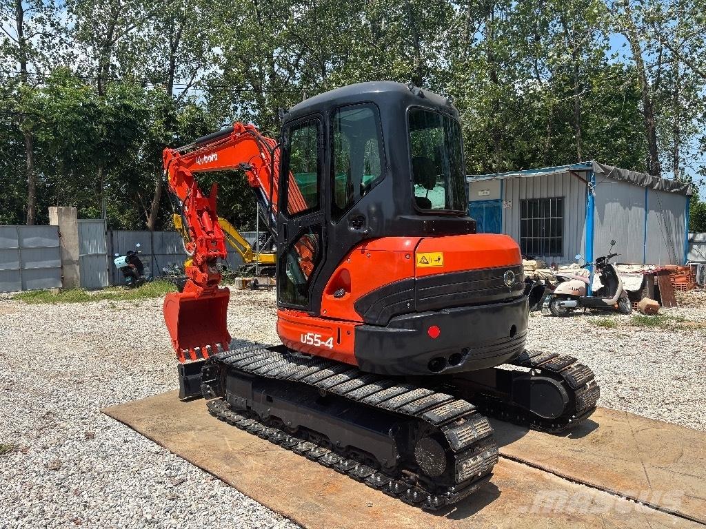 Kubota U 55-4 ミニ油圧ショベル 7t以下（ミニユンボ・ミニディガー）