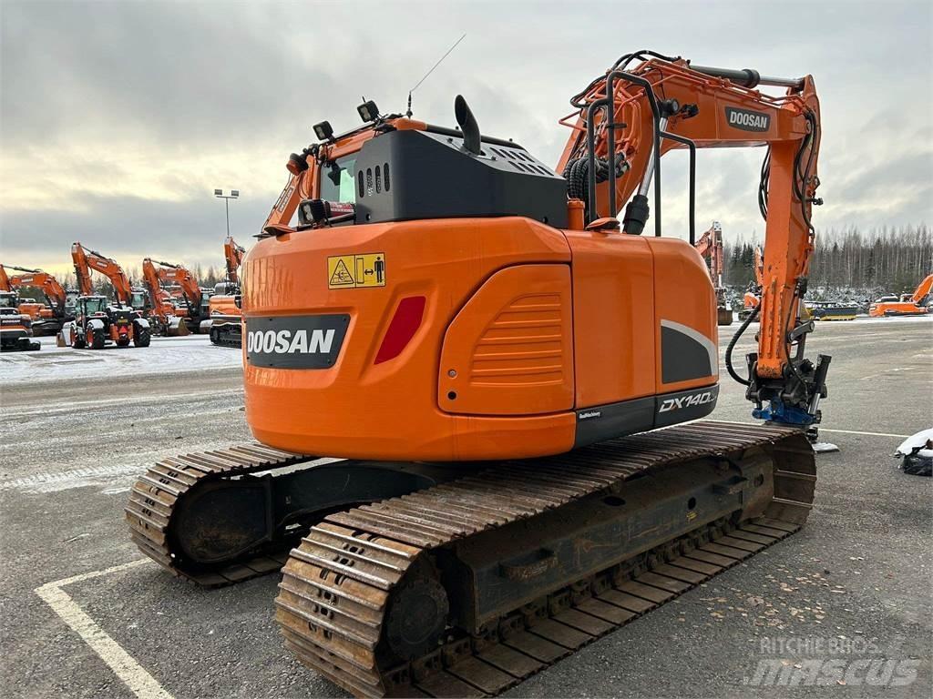 Doosan DX140LCR-5 大型油圧ショベル12t以上（パワーショベル・ユンボ）