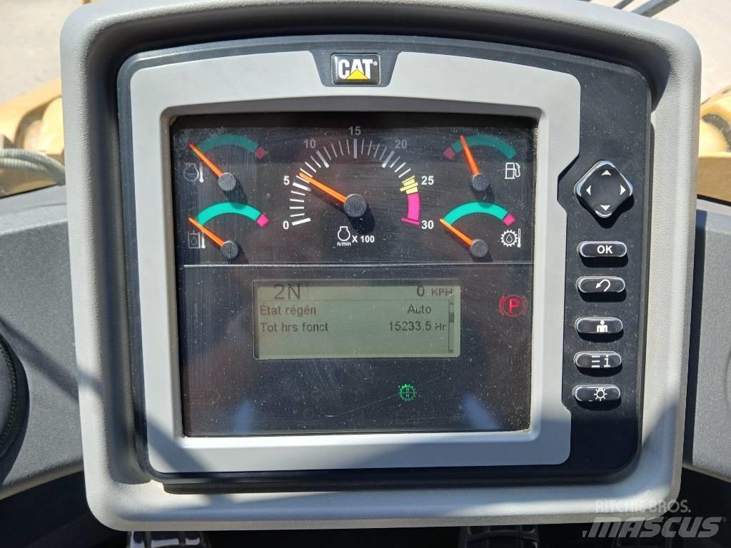 CAT 972 K ホイールローダー・タイヤショベル