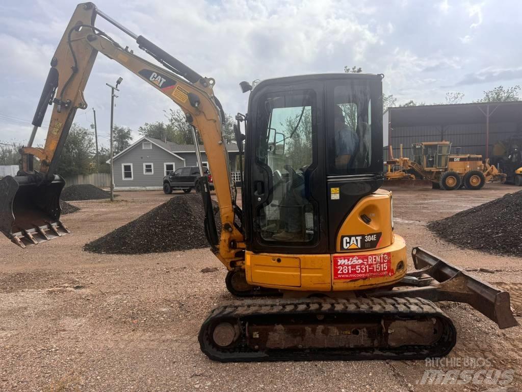 CAT 304 E CR 大型油圧ショベル12t以上（パワーショベル・ユンボ）