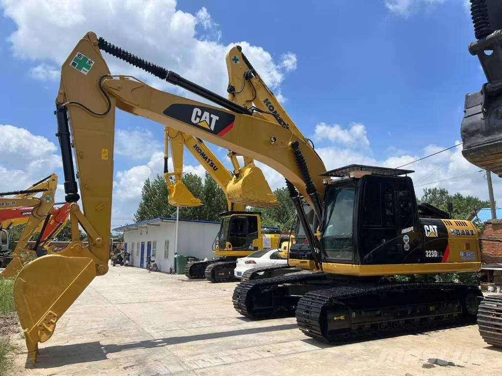 CAT 323DL 大型油圧ショベル12t以上（パワーショベル・ユンボ）