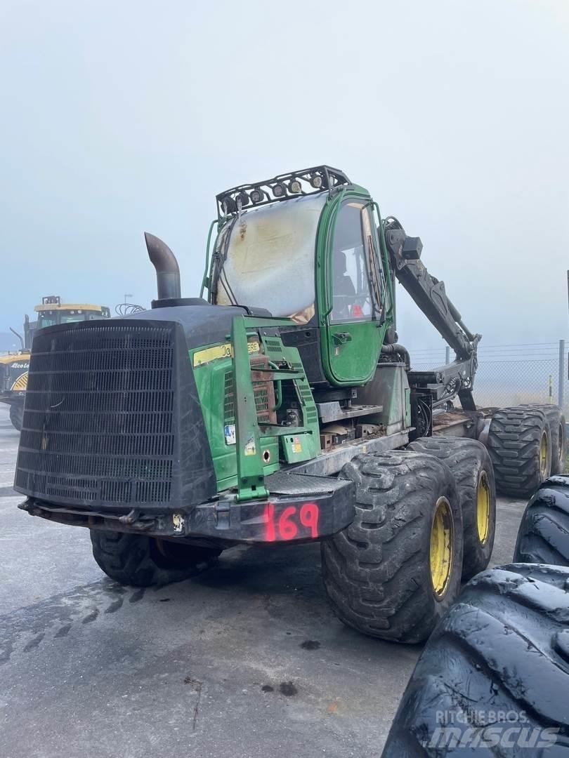 John Deere 1210E フォワーダー