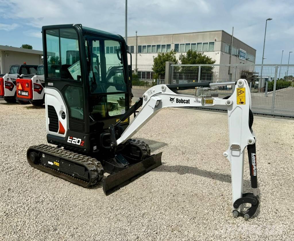 Bobcat E 20z ミニ油圧ショベル 7t以下（ミニユンボ・ミニディガー）