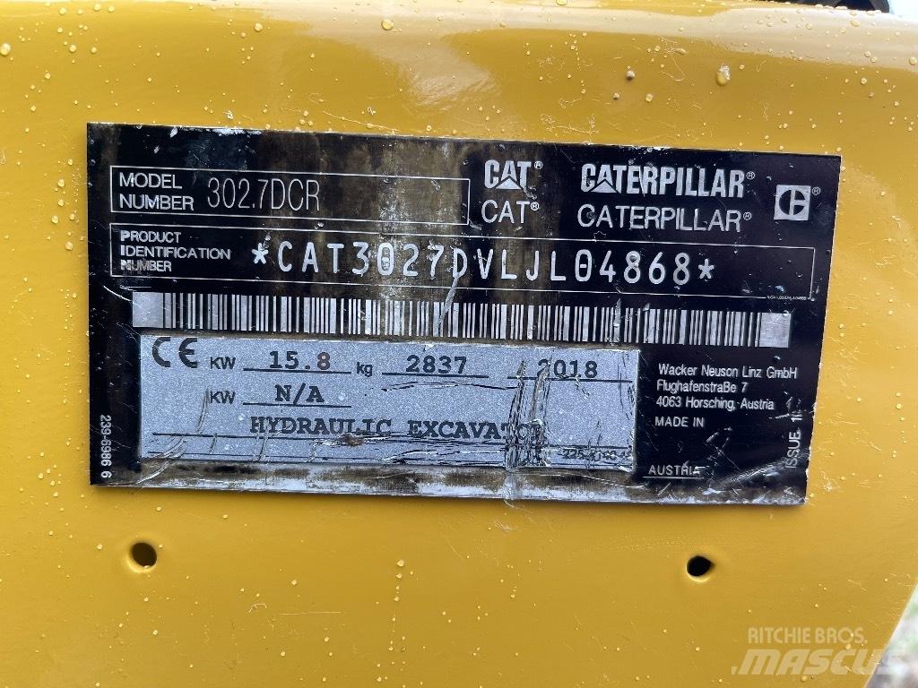 CAT 302.7D CR ミニ油圧ショベル 7t以下（ミニユンボ・ミニディガー）
