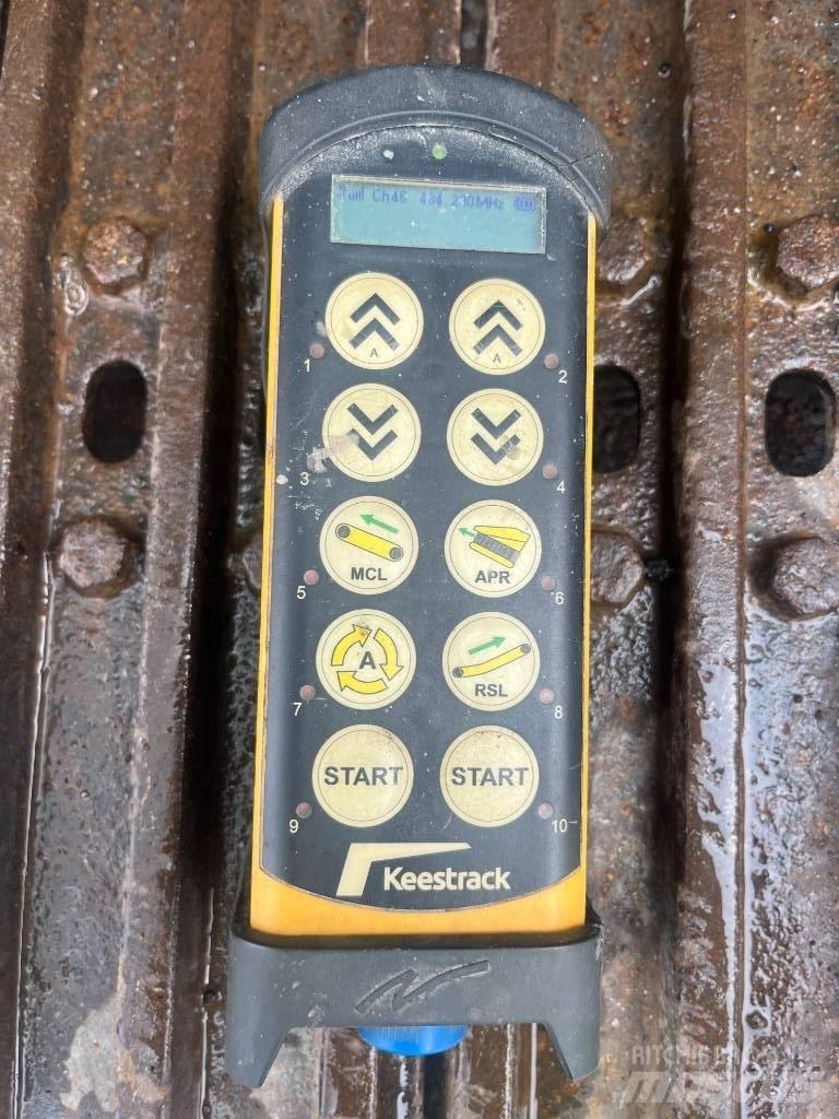 Keestrack K3 自走式スクリーン