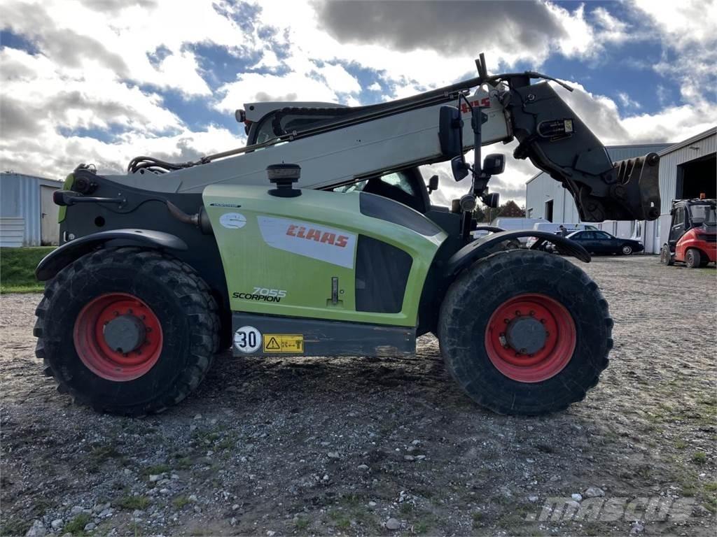 CLAAS 7055 農業用テレハンドラー