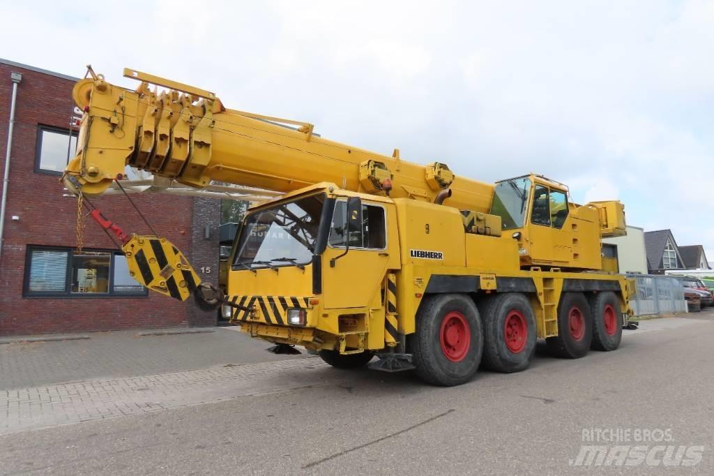 Liebherr LTM 1070-1 オールテレーンクレーン