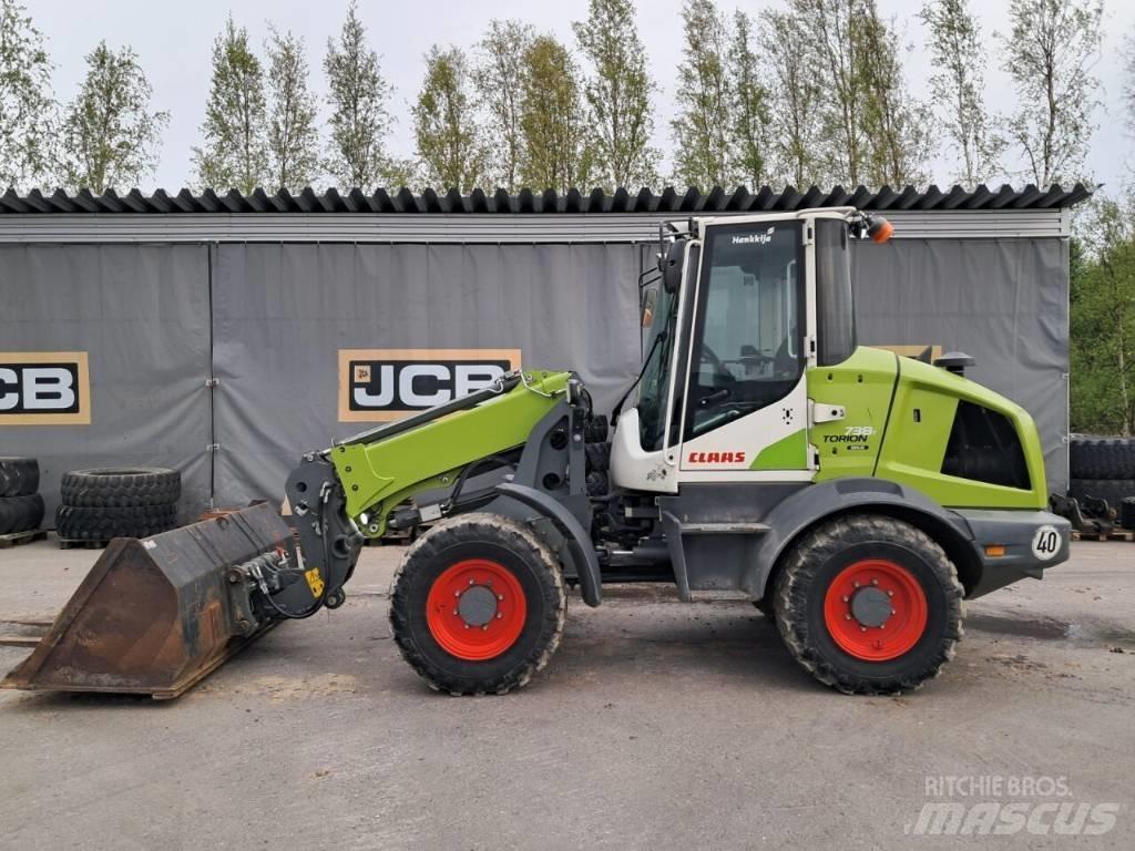 CLAAS 738T テレスコピックホイールローダー
