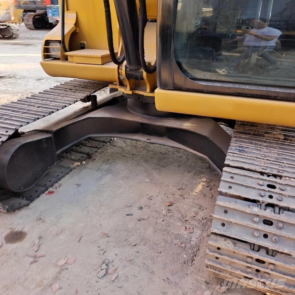 CAT 307 D 中型油圧ショベル 7ｔ-12ｔ（ユンボ・パワーショベル・バックホー）