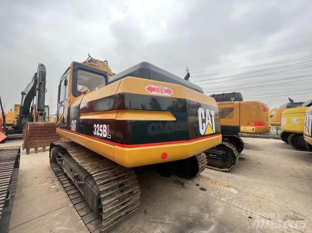 CAT 325 B L 大型油圧ショベル12t以上（パワーショベル・ユンボ）