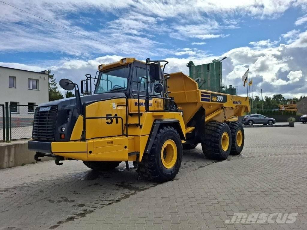 Komatsu HM 300 アーティキュレート式ダンプトラック