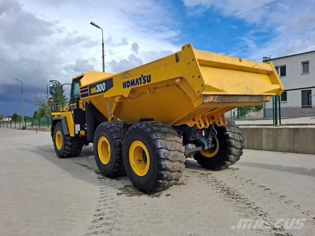 Komatsu HM 300 アーティキュレート式ダンプトラック