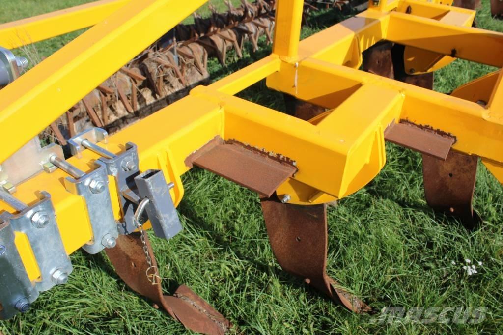 Wallner WTL 4000 チゼルプラウ