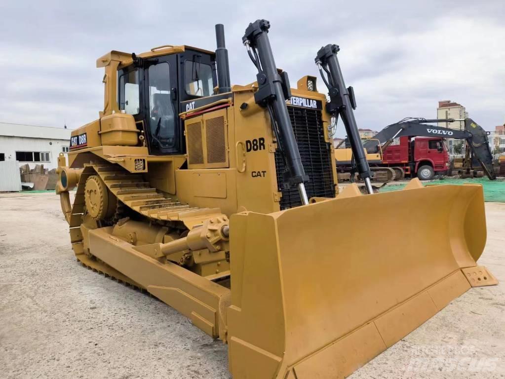 CAT D 8 R ブルドーザー