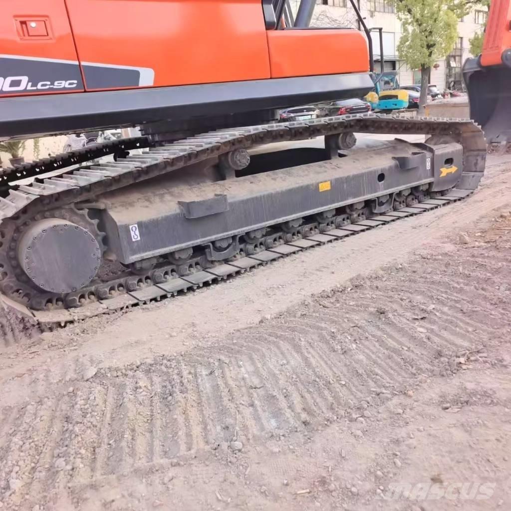 Doosan DX 300 LC 大型油圧ショベル12t以上（パワーショベル・ユンボ）