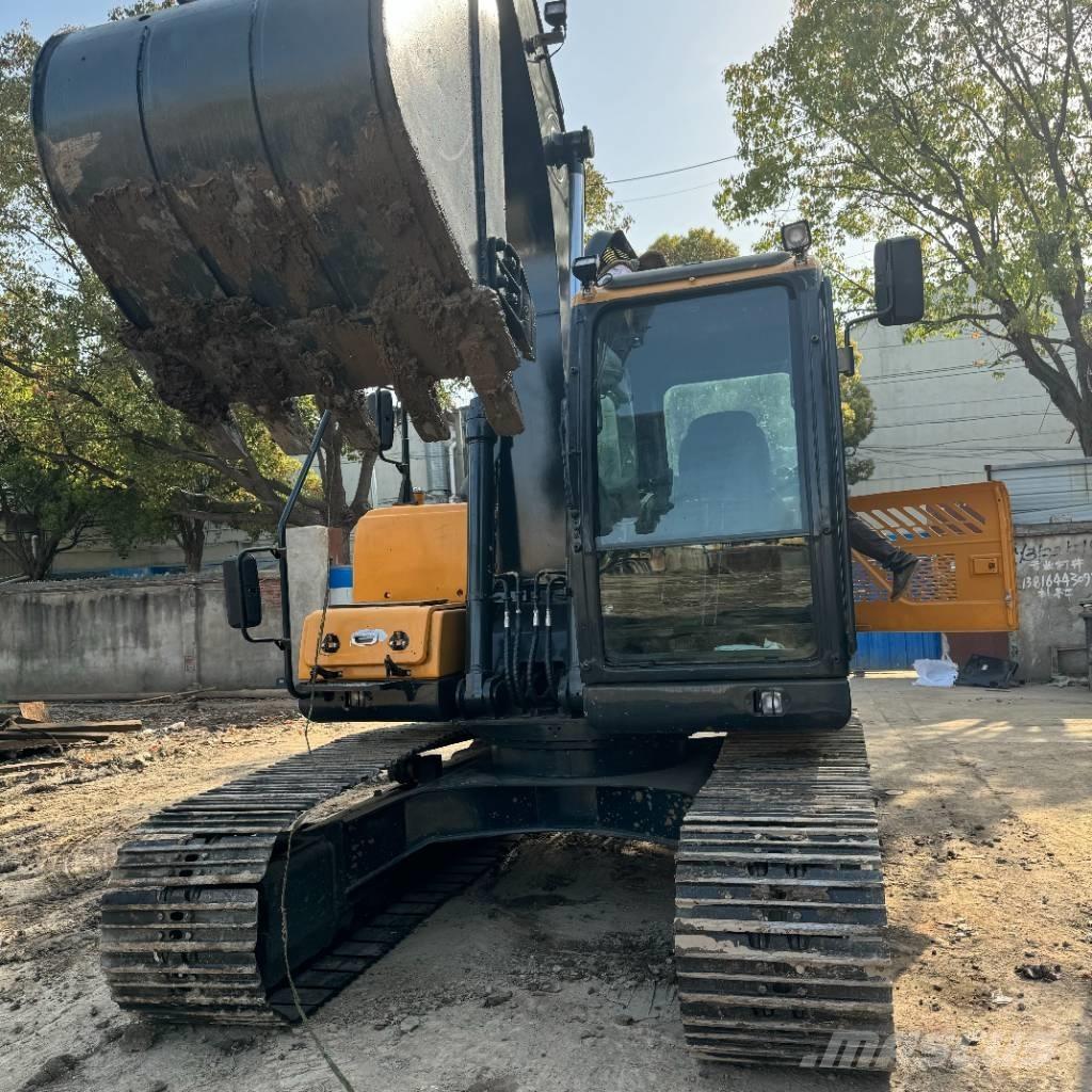 Hyundai R150LC ミニ油圧ショベル 7t以下（ミニユンボ・ミニディガー）