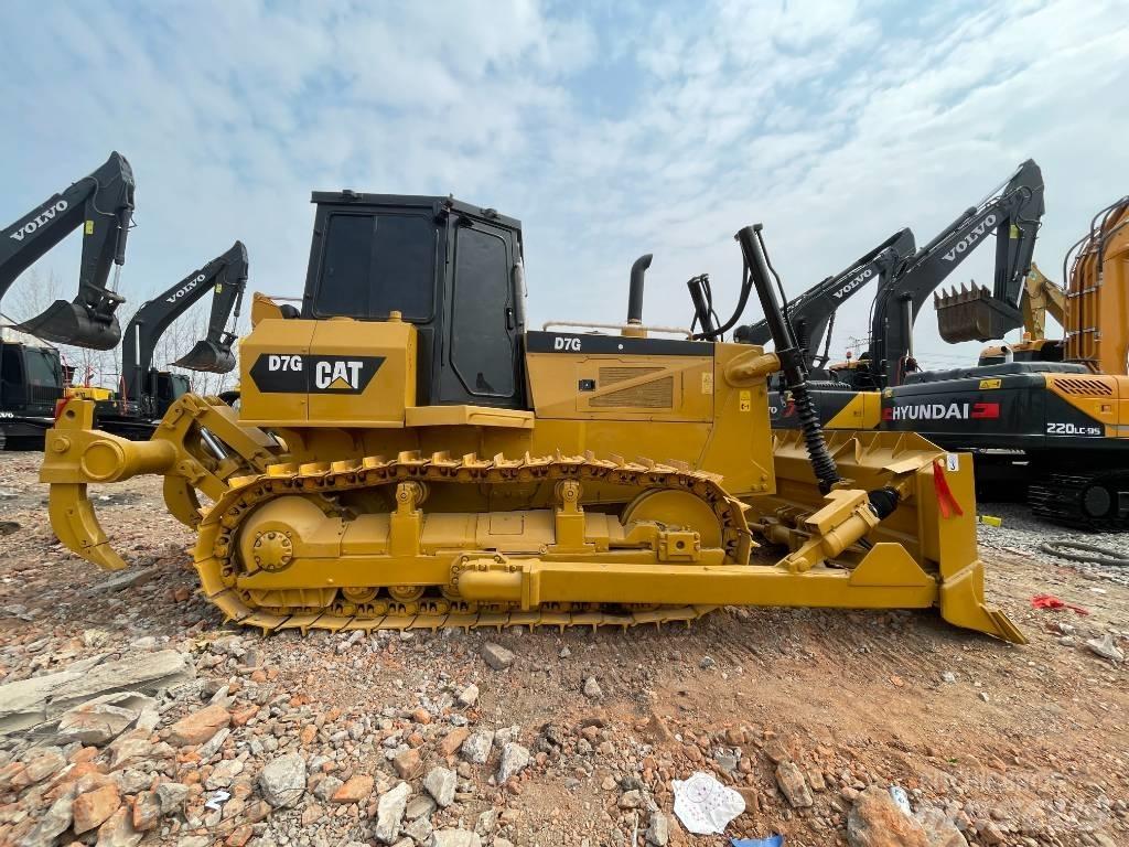 CAT D 7 G 大型油圧ショベル12t以上（パワーショベル・ユンボ）