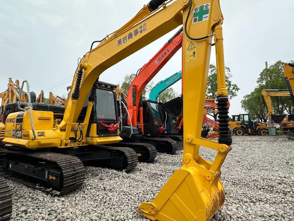 Komatsu PC 130-8 中型油圧ショベル 7ｔ-12ｔ（ユンボ・パワーショベル・バックホー）