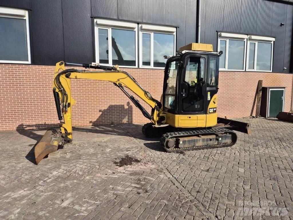 CAT 303.5ECR ミニ油圧ショベル 7t以下（ミニユンボ・ミニディガー）