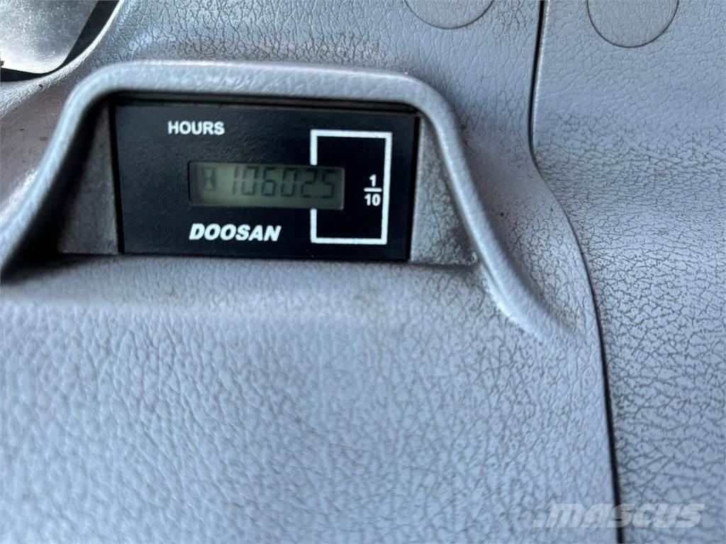 Doosan DX255LC-5 大型油圧ショベル12t以上（パワーショベル・ユンボ）