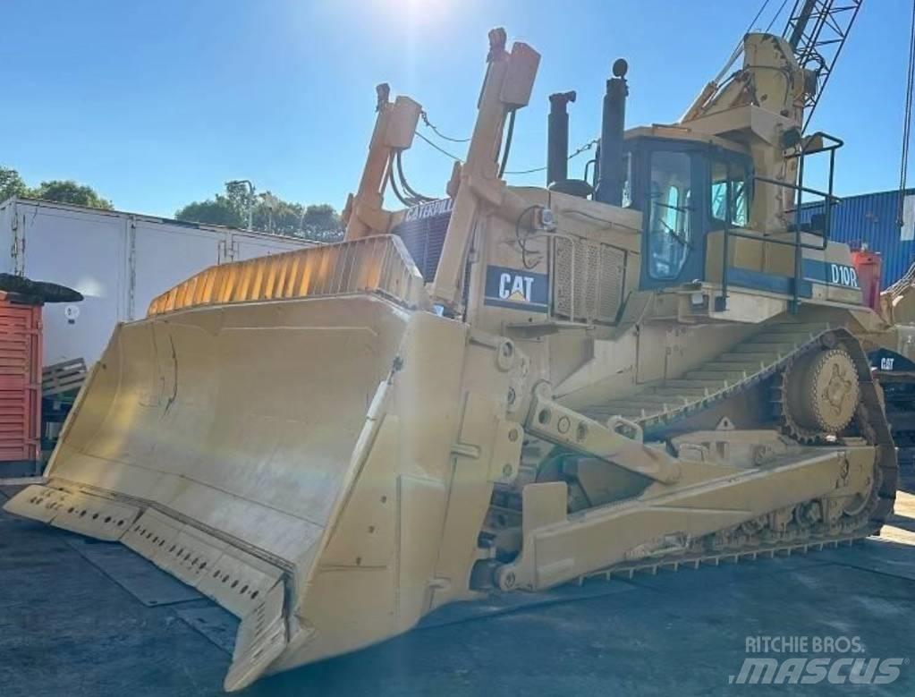 CAT D 10 R II ブルドーザー