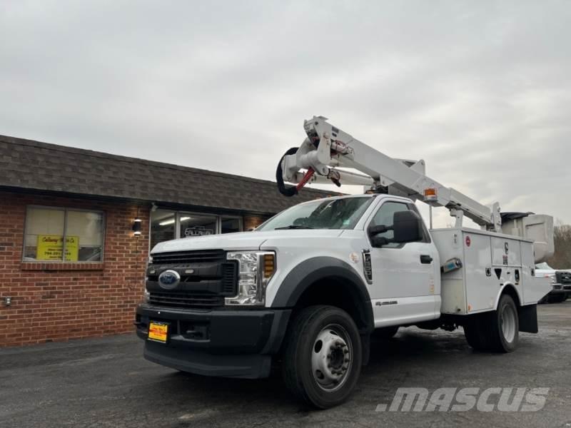 Ford F550 トラック高所作業車