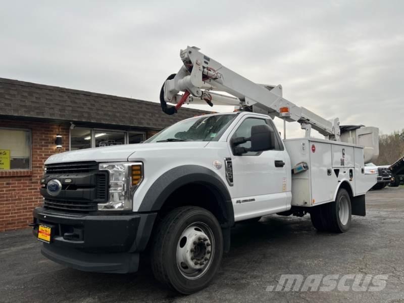 Ford F550 トラック高所作業車