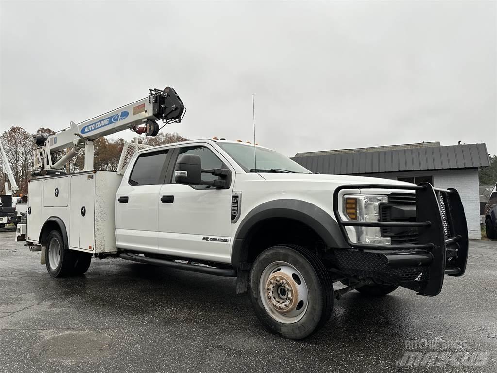 Ford F550 多目的／汎用車両