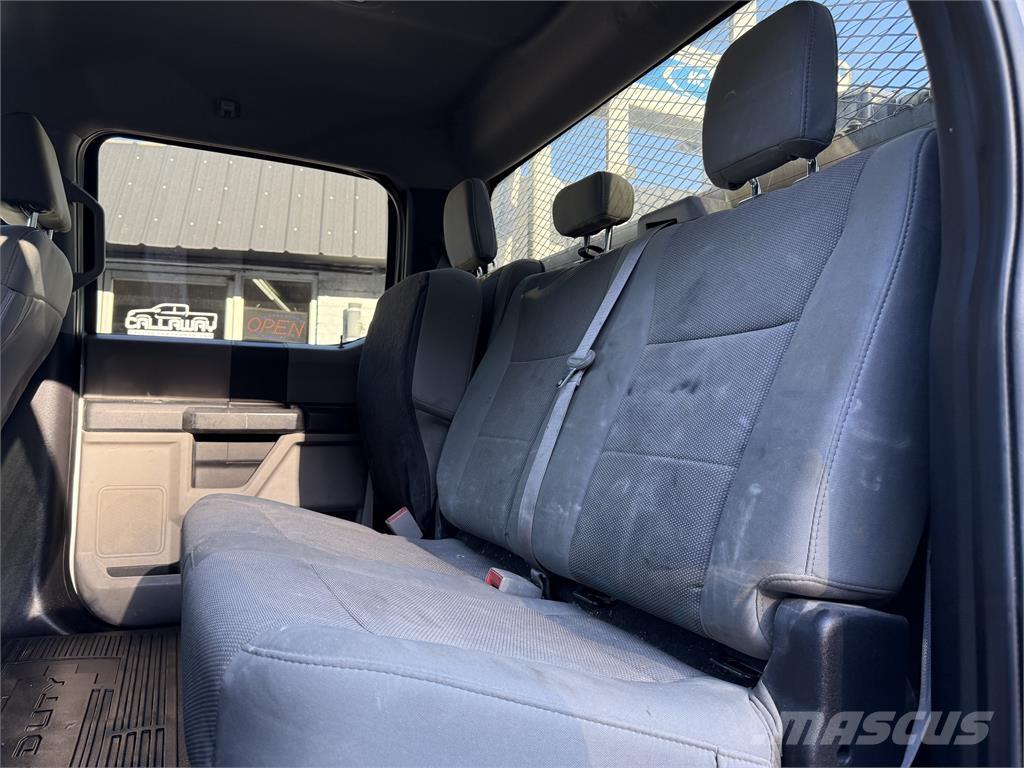 Ford F550 多目的／汎用車両