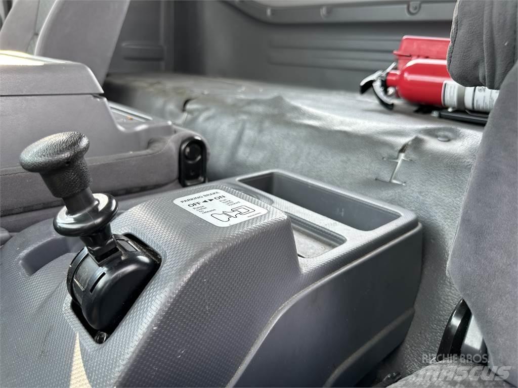 Isuzu FTR レッカー車