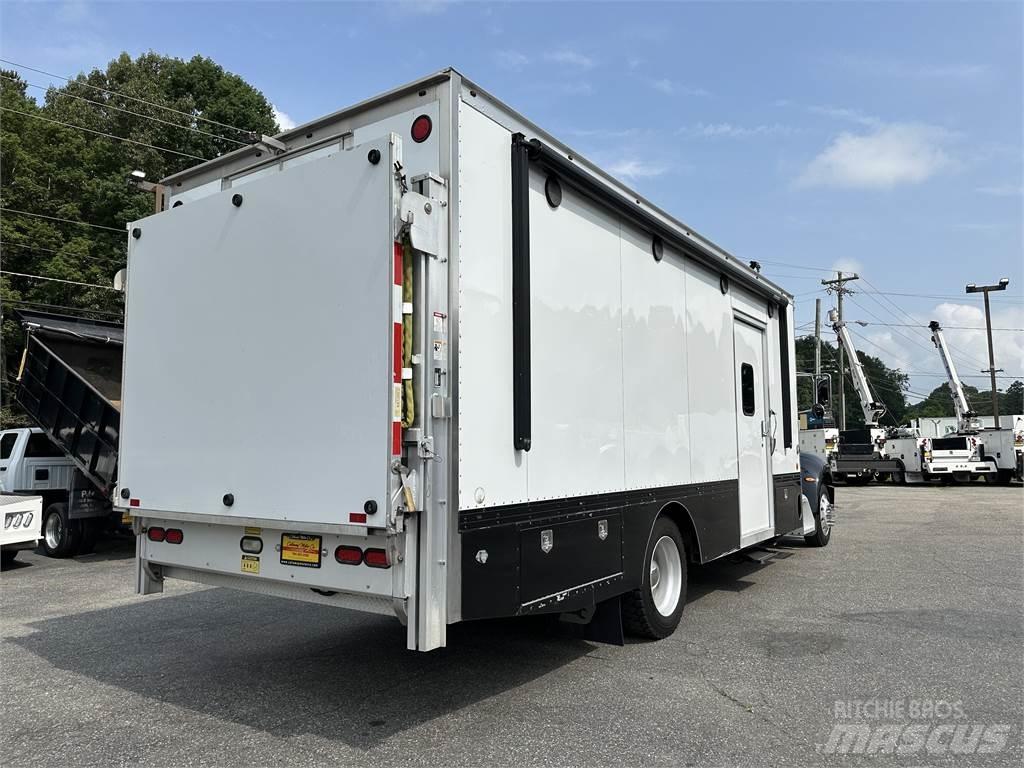 Peterbilt 337 その他トラック