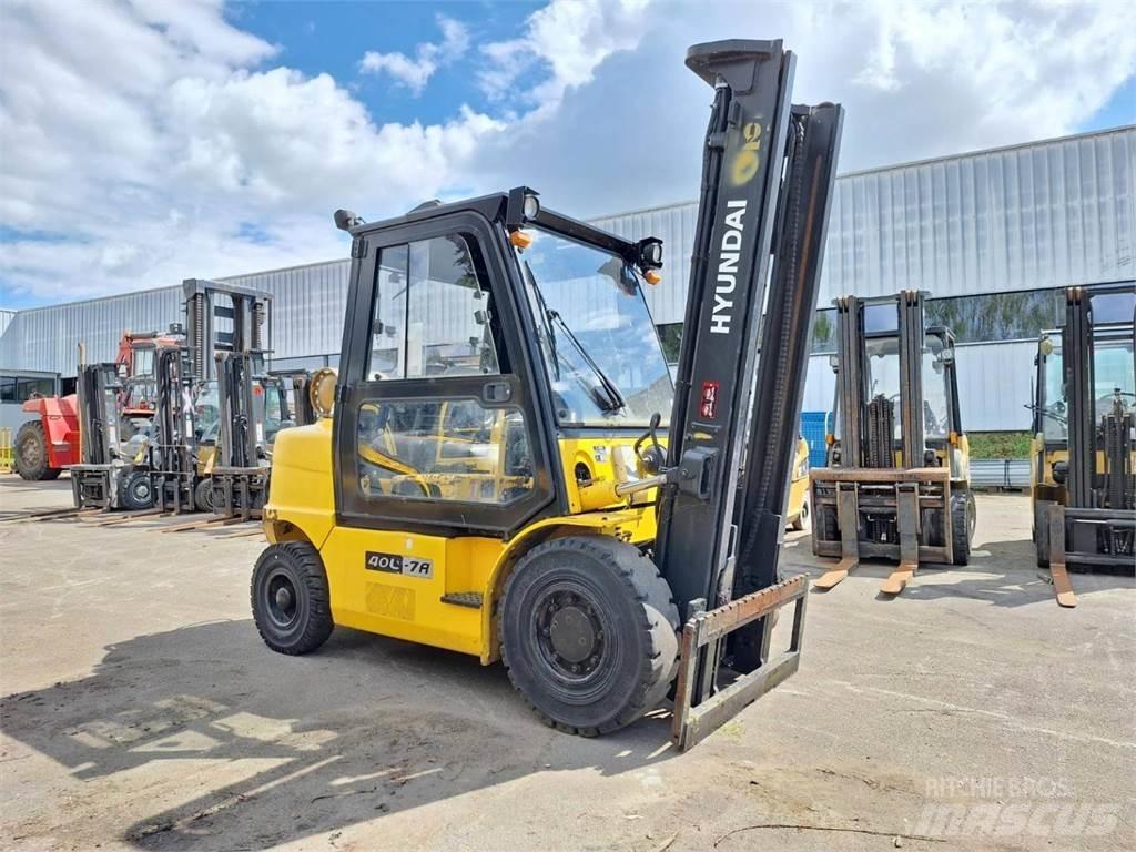 Hyundai 40L-7A フォークリフト - その他