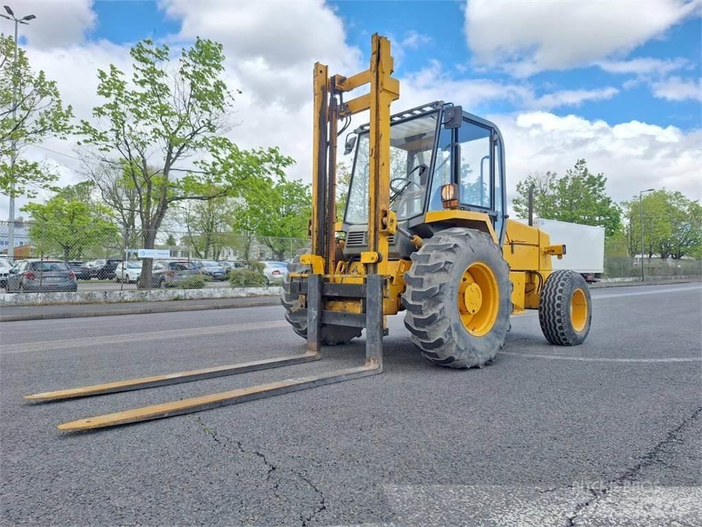 JCB 930-2 ラフターテレントラック
