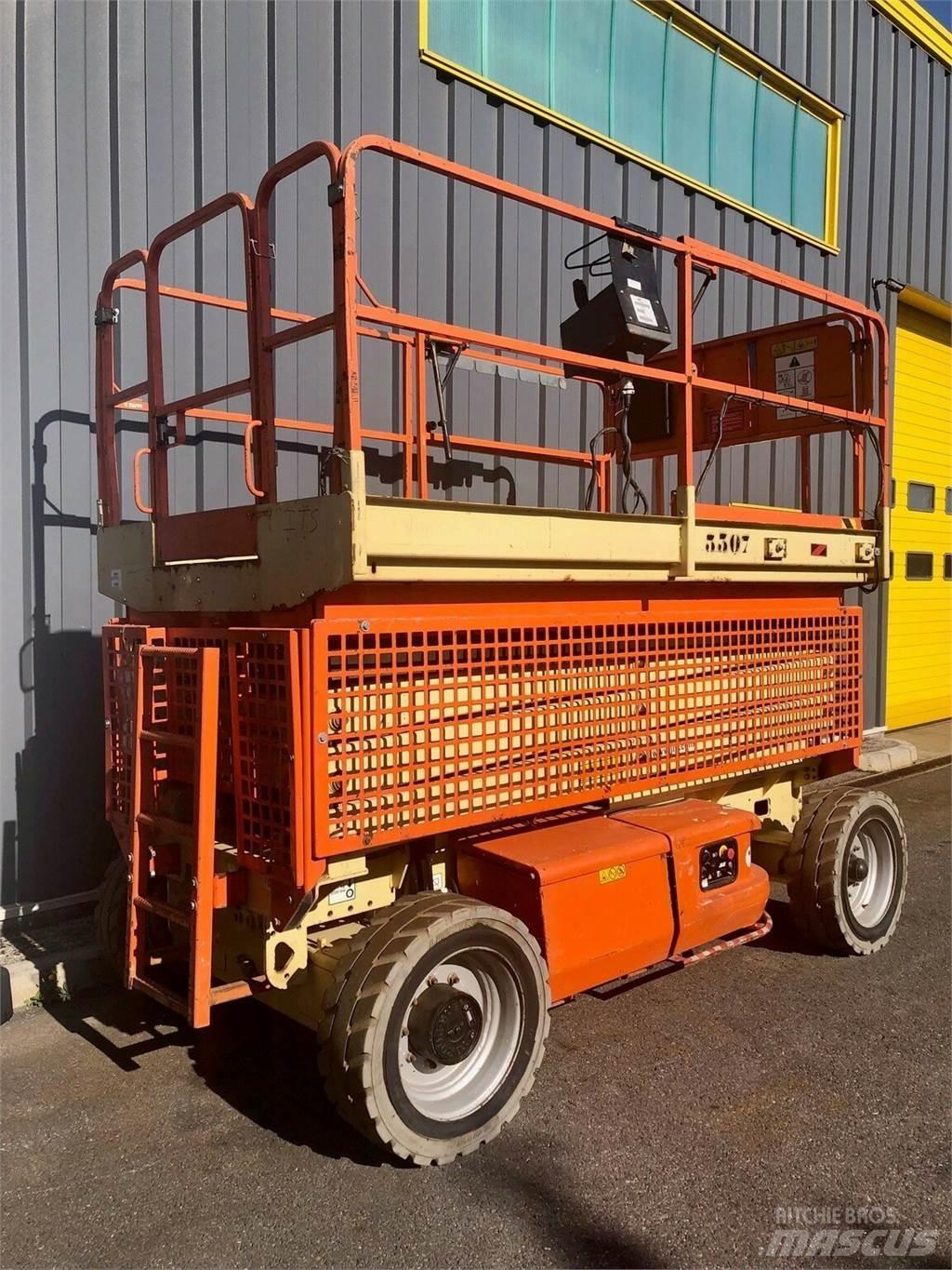 JLG 3369 LE シザースリフト