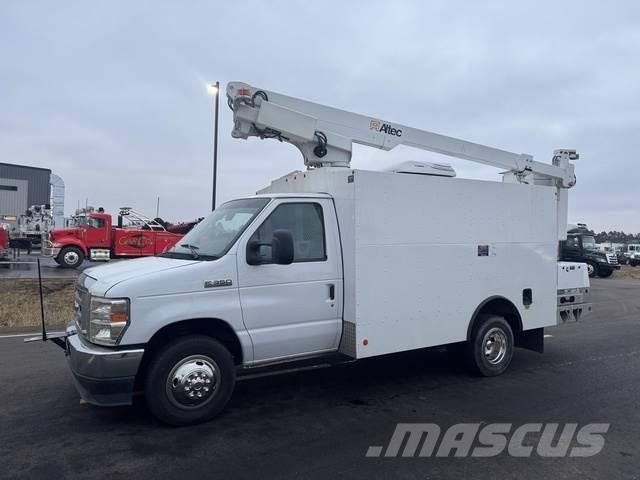 Ford E350 ALTEC その他