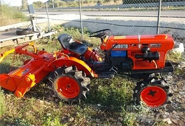 Kubota 6001 di '04 パワーハローとロータリーハロー