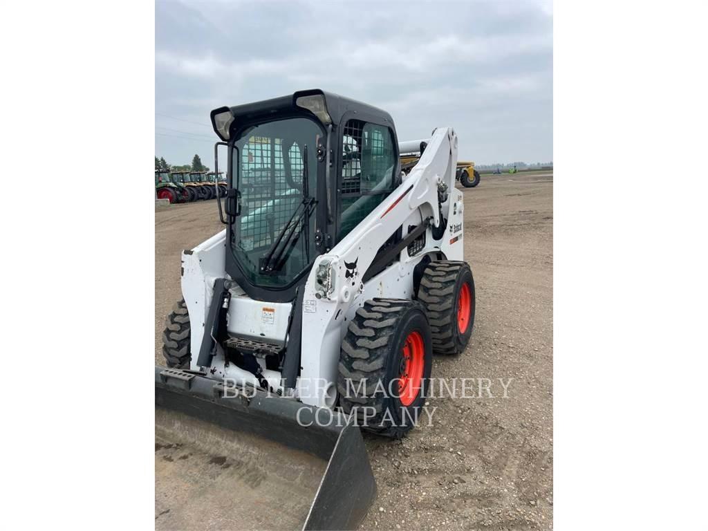 Bobcat S750 スキッドステアローダー