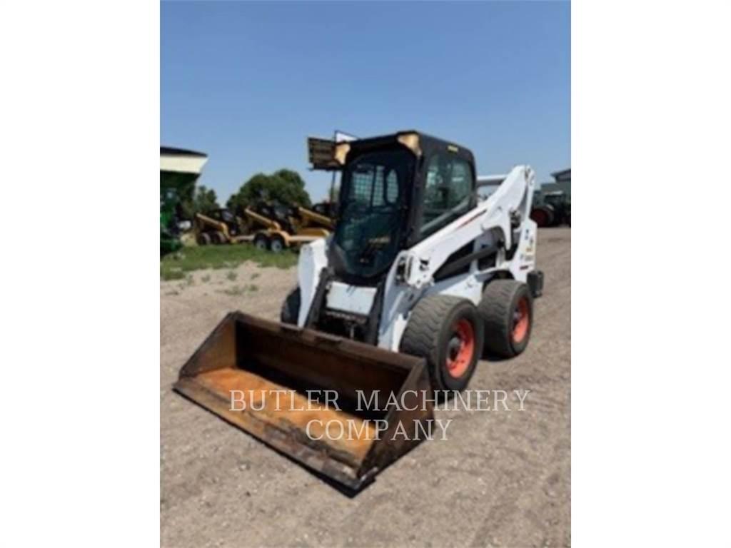 Bobcat S770 スキッドステアローダー