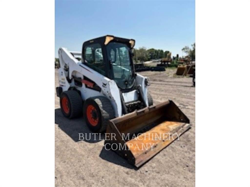 Bobcat S770 スキッドステアローダー