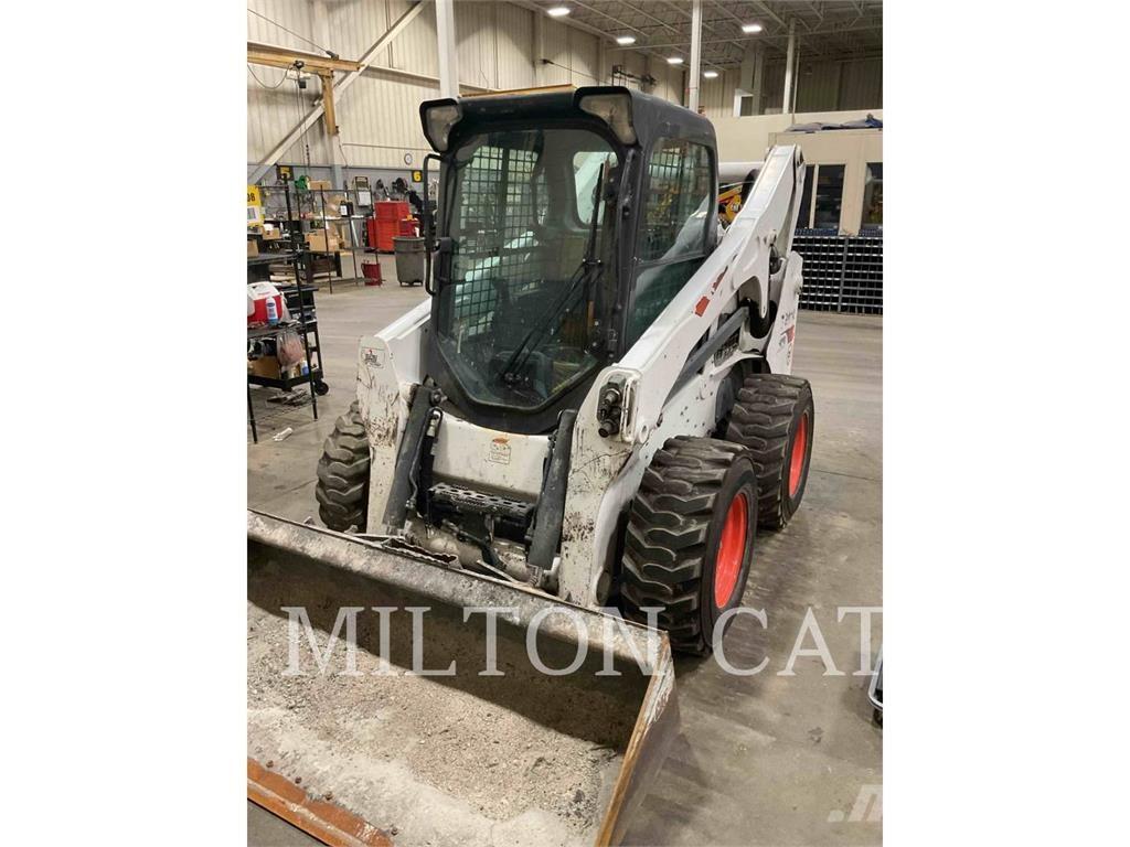 Bobcat S770 スキッドステアローダー