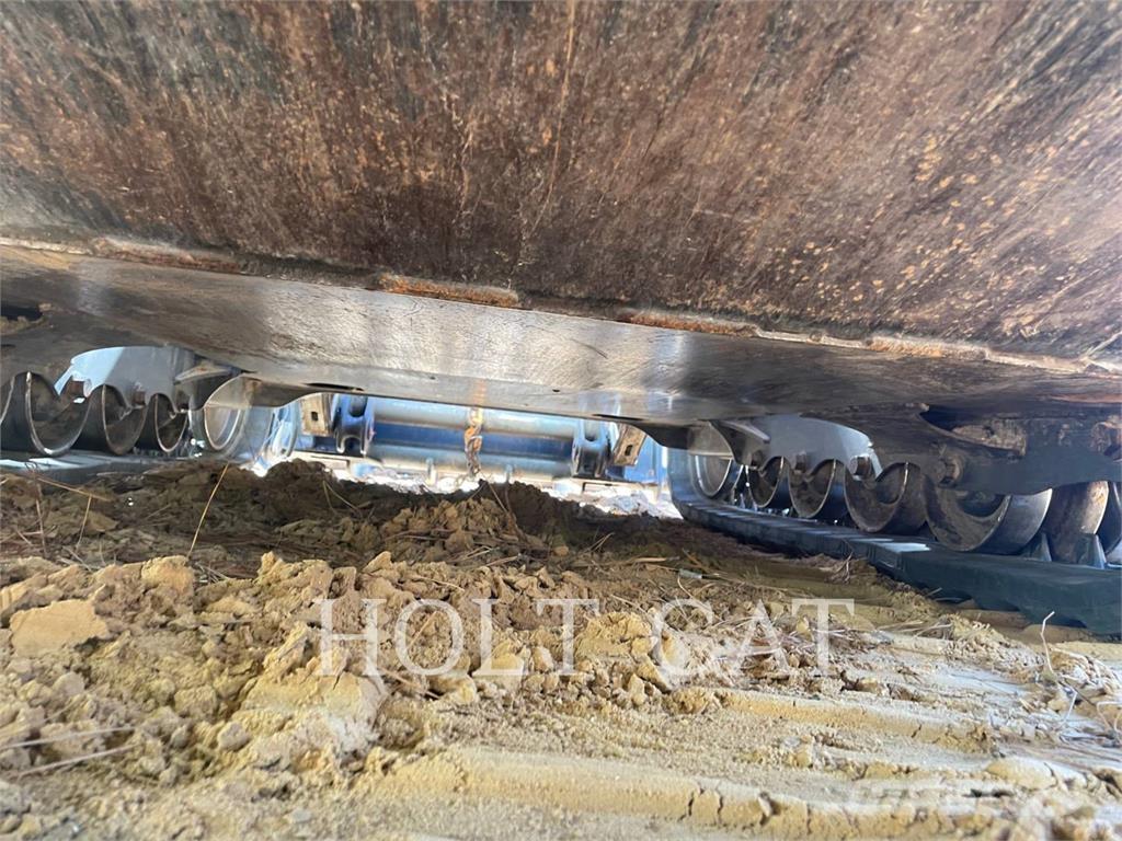 Bobcat T595 クローラーローダー