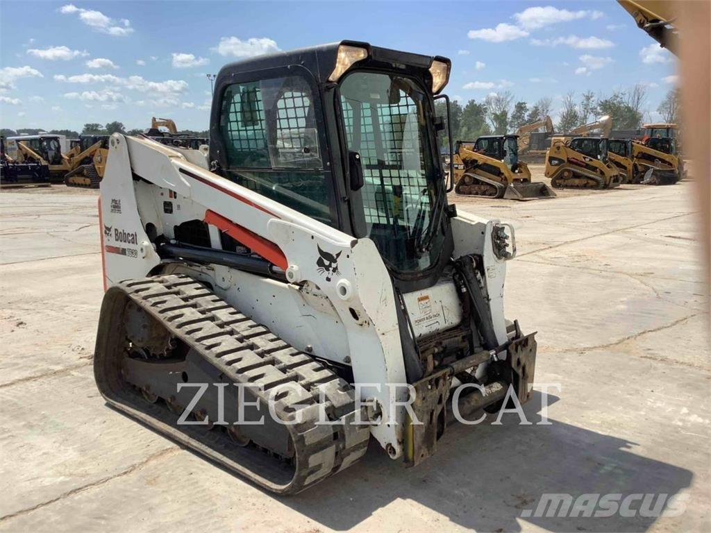 Bobcat T630 クローラーローダー